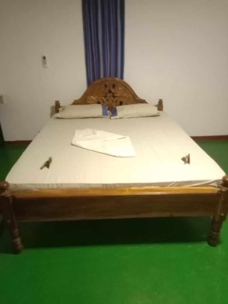 Elephant Safari Lodge Sigiriya Junction Habarana Bagian luar foto