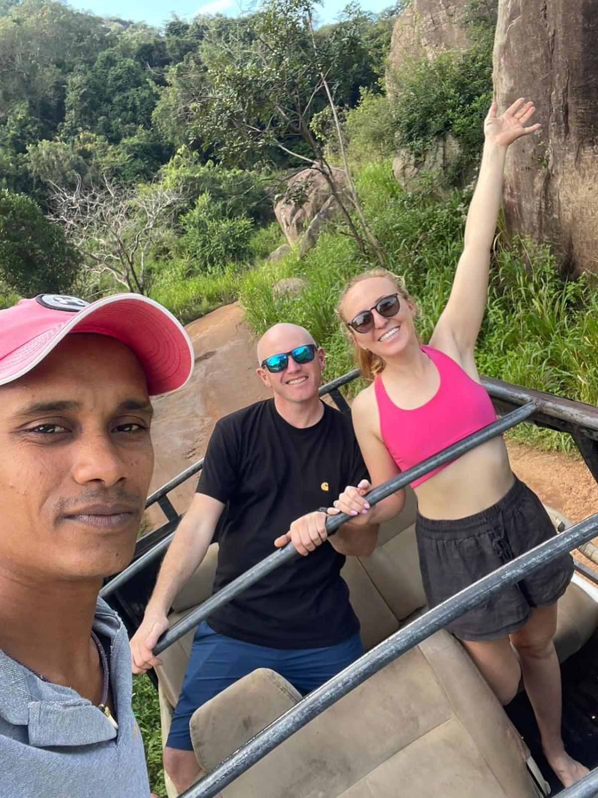Elephant Safari Lodge Sigiriya Junction Habarana Bagian luar foto