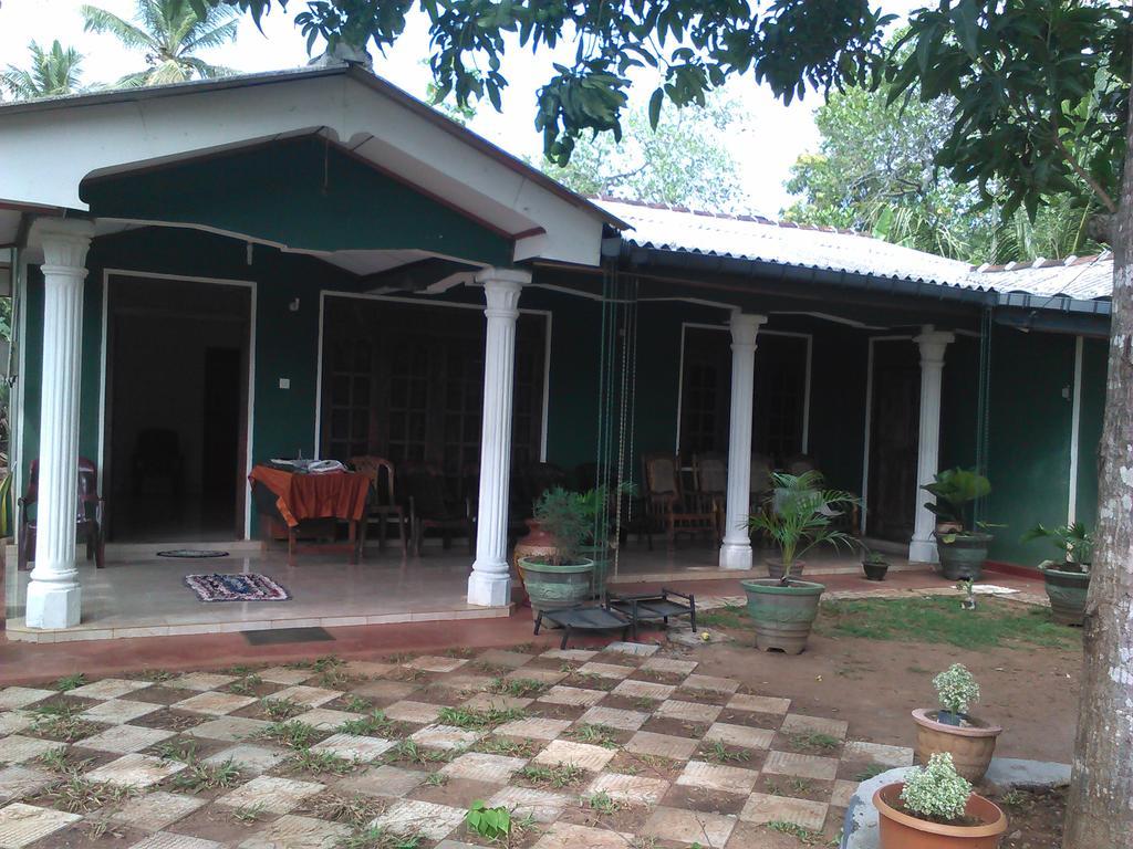 Elephant Safari Lodge Sigiriya Junction Habarana Bagian luar foto