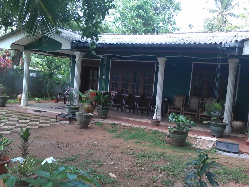 Elephant Safari Lodge Sigiriya Junction Habarana Bagian luar foto