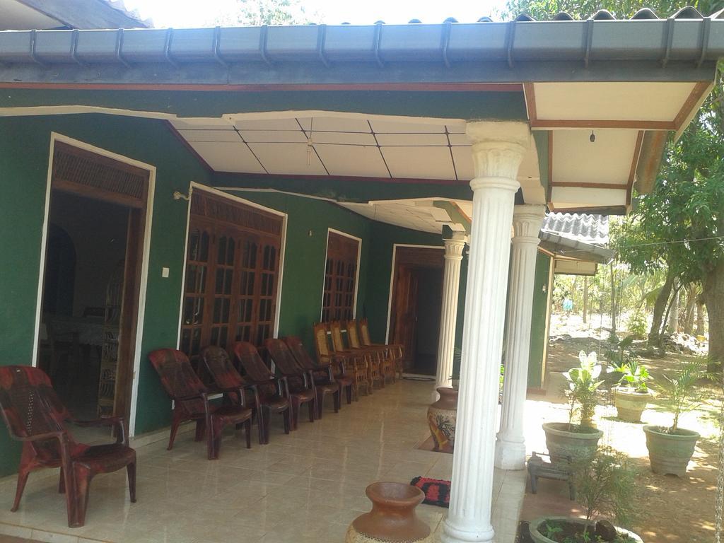 Elephant Safari Lodge Sigiriya Junction Habarana Bagian luar foto