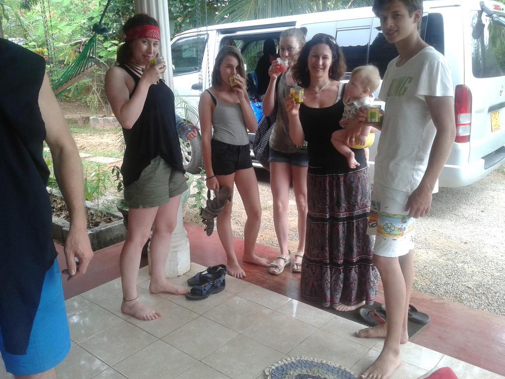 Elephant Safari Lodge Sigiriya Junction Habarana Bagian luar foto
