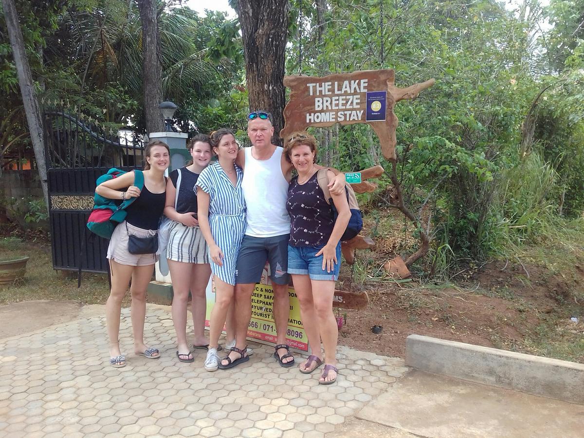 Elephant Safari Lodge Sigiriya Junction Habarana Bagian luar foto